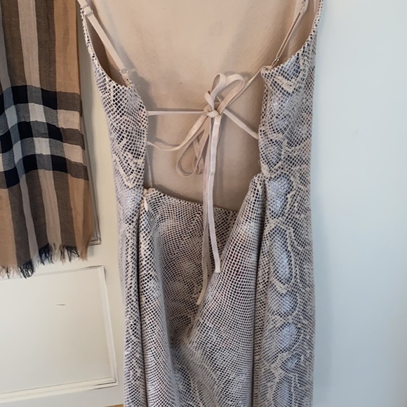 Urban Outfitters Women's Mini Dress - Picture 9 of 11